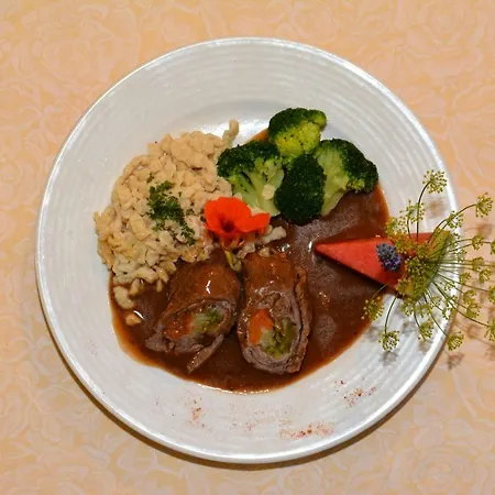 فندق Pontiller 3*